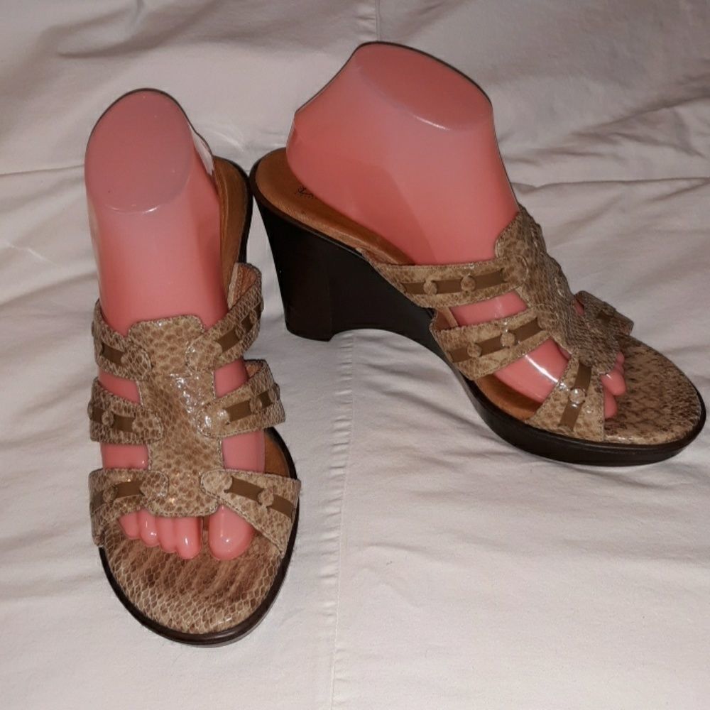 Umberto Raffini Strappy Snakeskin Wedge Sandals 40